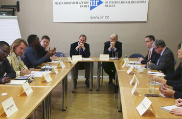 ČRA hostila kulatý stůl Glopolisu ke zkvalitňování výběru daní v rozvojových zemích