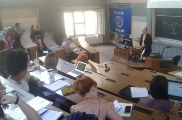 Ředitel ČRA Michal Kaplan přednášel na Letní škole migračních studií