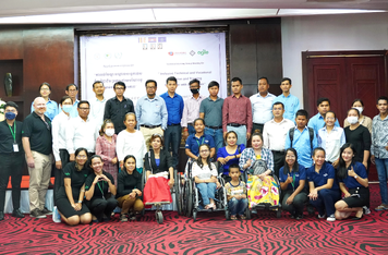 V Kambodži pokračuje úspěšně projekt snažící se zlepšit přístup k důstojným pracovním příležitostem lidem se zdravotním postižením