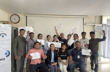 Projekty podpořené Programem B2B České rozvojové agentury budou pomáhat místním lidem mimo jiné v Kambodži, Ukrajině či Zambii 