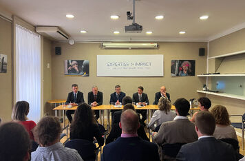 Zástupci MZV uvedli do funkce ředitele České rozvojové agentury Michala Minčeva