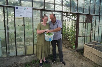 ČRA podporuje v Gruzii projekt, díky němuž mohou místní farmáři pěstovat zeleninu i v zimě