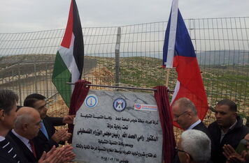 V palestinském Tubásu byla slavnostně předána solární elektrárna